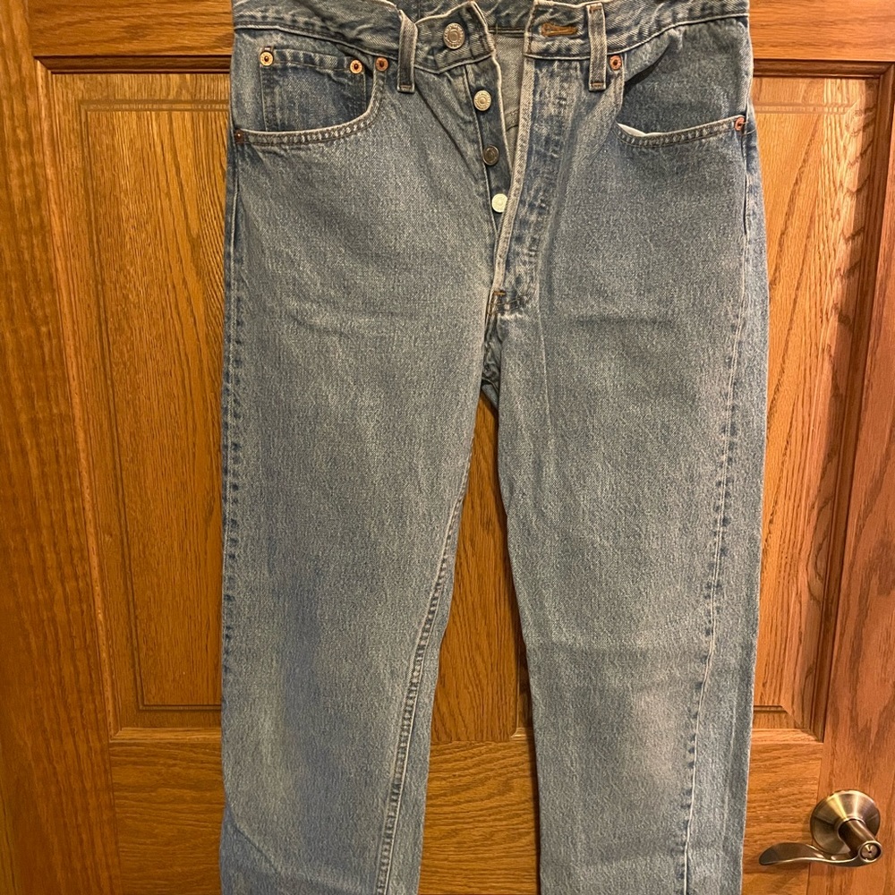 Levi’s 501 jeans. 31x32. Great condition, no fraying.